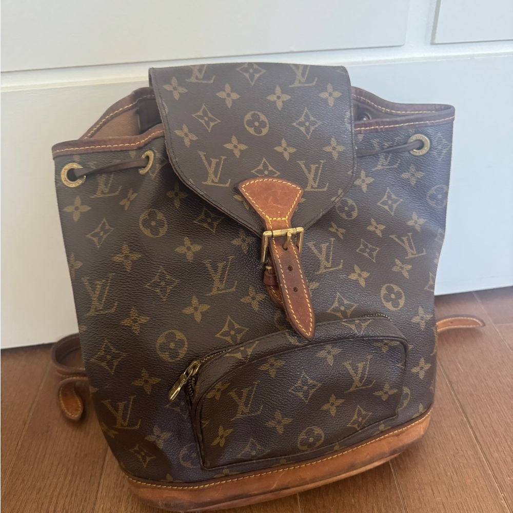 Louis Vuitton LV Brown Monogram Medium size backpack